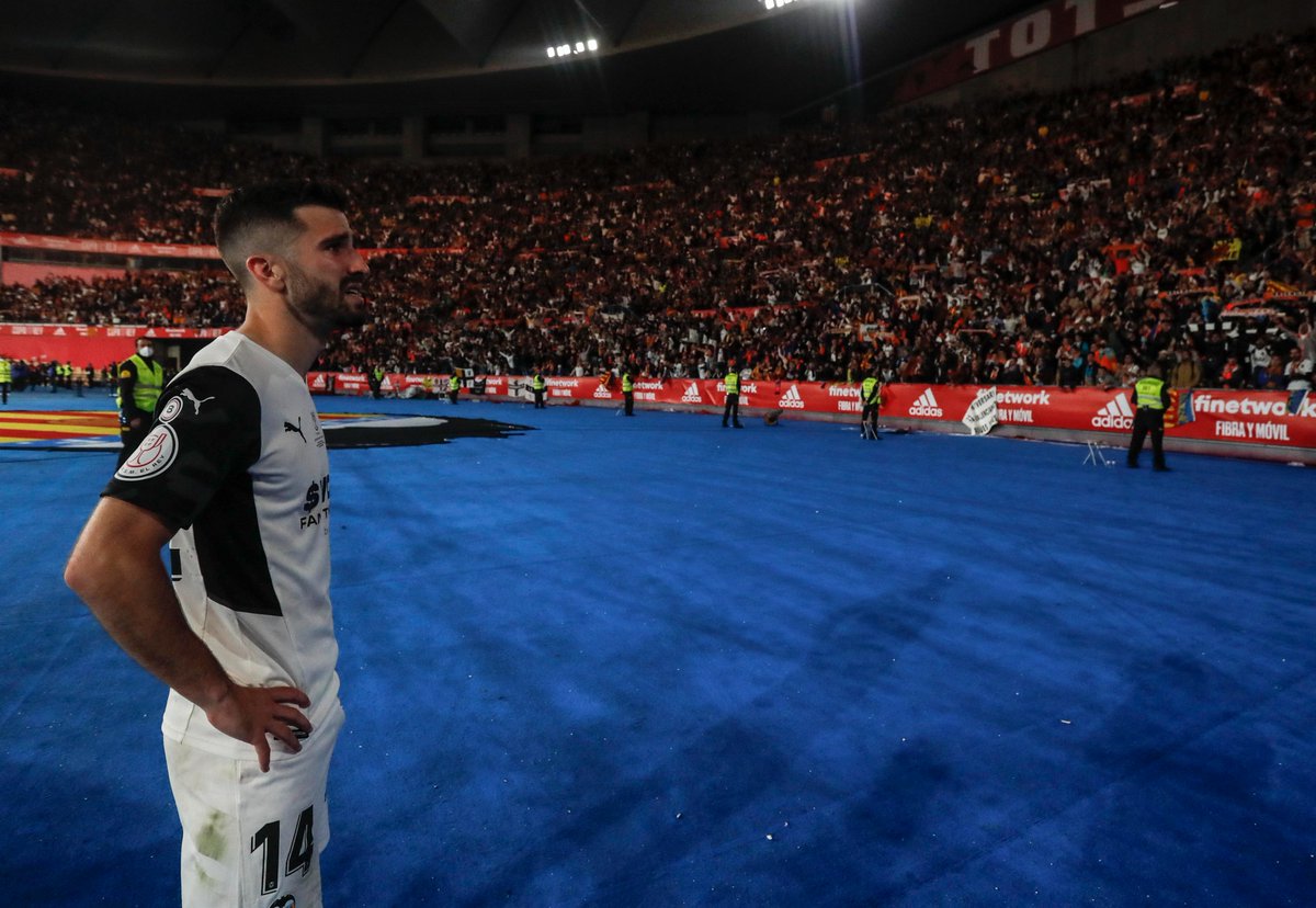superdeporte_es's tweet photo. 💔 Ánimo, capitán. @jose_gaya. ¡Volveremos! https://t.co/qbkjyk90KS