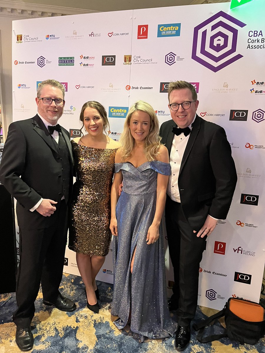 jerrypcrowley's tweet photo. Having a ball at the @CBA_cork @cbaawards @fryantweets @RayKelleherCork https://t.co/vq4y4gyZ0E