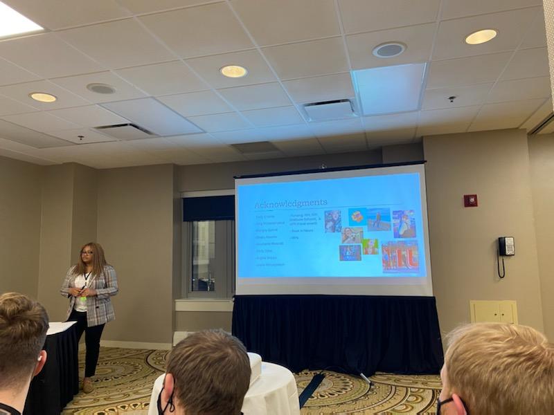 OreAkinbo's tweet photo. I was so nervous during my first talk ever that I forgot to do my acknowledgements 😅😅 thanks #2022MPA for the chance to speak and for my first ever conference award!! https://t.co/ziSp86WpfU