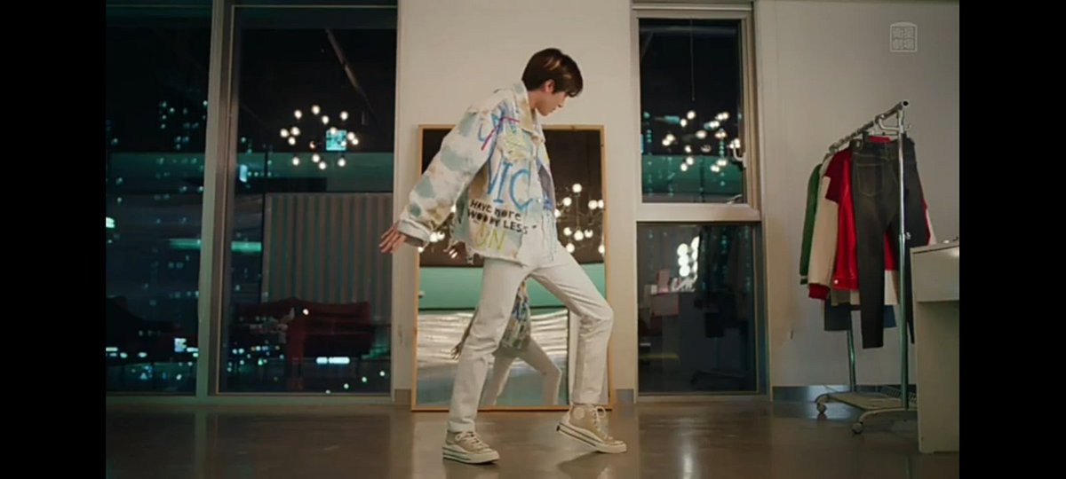 fare_hwi's tweet photo. Move choreo at kingdom 😁
#SF9 #CHANI #LUICE #MIRACLE @SF9official https://t.co/uq8L4bmJ0R