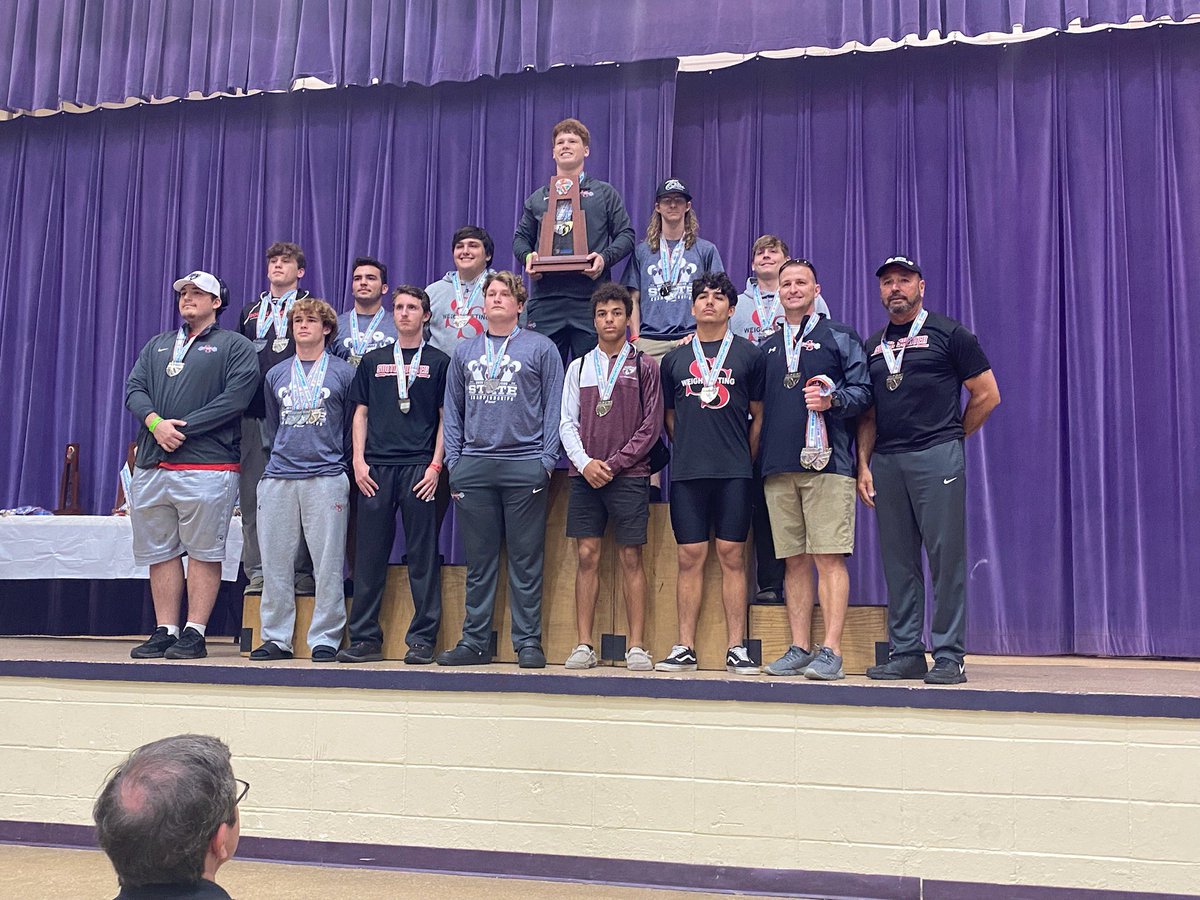 sshsraiders's tweet photo. So proud of @CGauntlett33 and Coach Segrest and all of the SSHS Boys Wt Lifting team. 2022 State Runner Up. TRADITION NEVER GRADUATES!! https://t.co/2IpT0TCorS