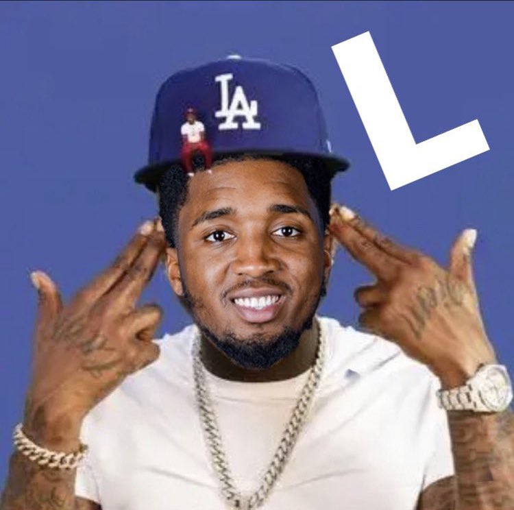 B4LGeneric's tweet photo. @dallasmavs @Chime https://t.co/Hn2R9DPAi3