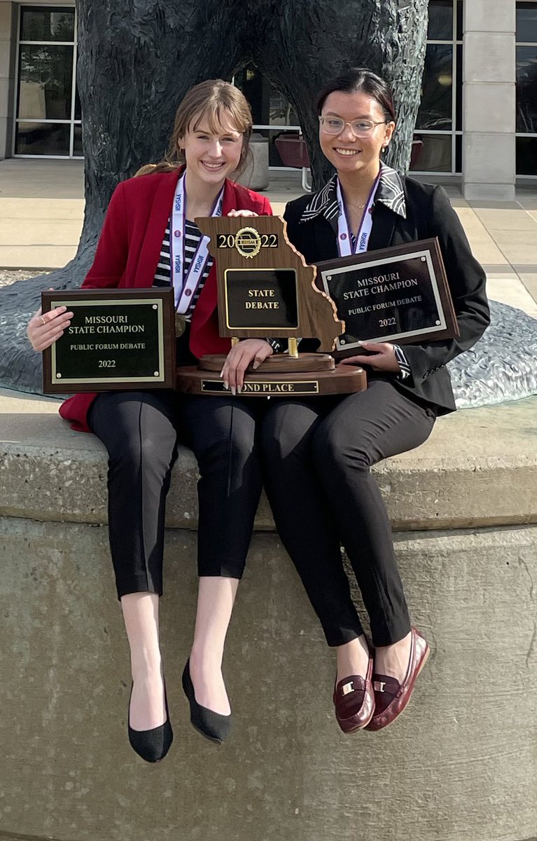 lswnsda's tweet photo. Rita Pham and Abigail Clothier are MSHSAA State Champions in Public Forum Debate!  Debate is not divided by class, so they are truly the best in the state of Missouri! https://t.co/lCsZezdzd4