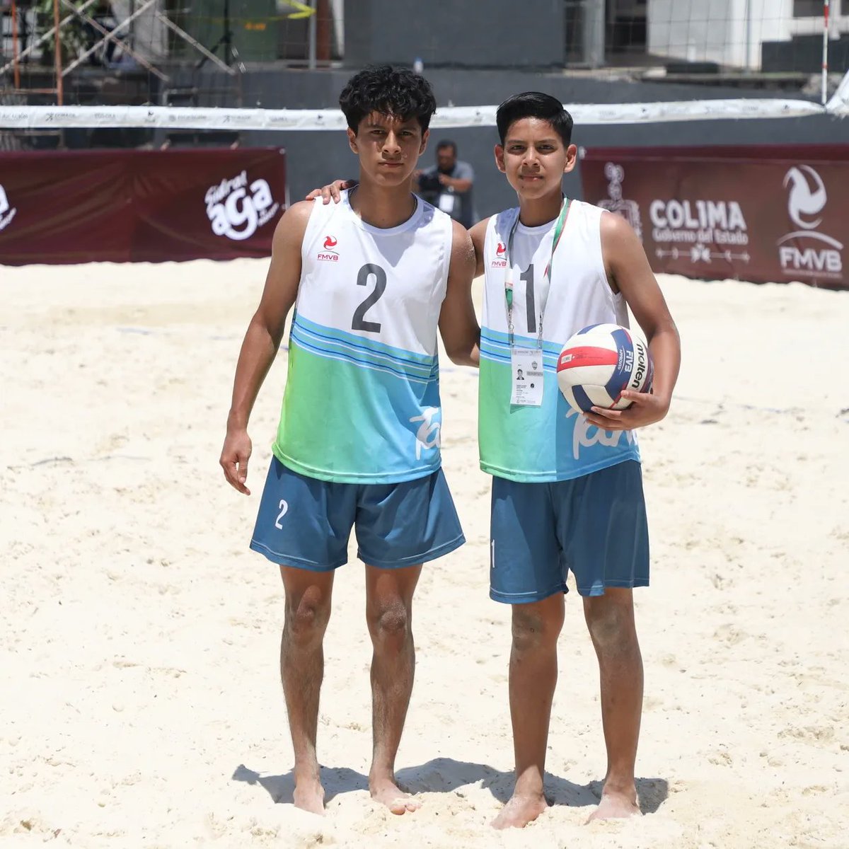 INDETamaulipas's tweet photo. Las duplas de la femenil y varonil categoría juvenil/menor de #VoleibolDePlaya 🏐🏖 realizaron una excelente participación el día de hoy.

Ahora se preparan para el día de mañana en su 2 día de competencias.👏

#Macrorregional #Tamaulipas https://t.co/jM4Xg8OM7r