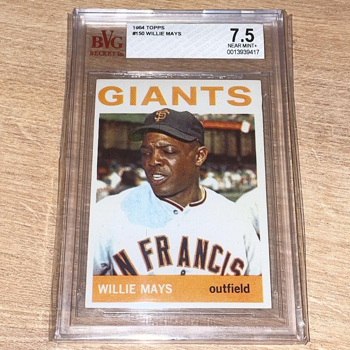 cgotz26's tweet photo. @breakoutcards_ $425 https://t.co/X7BBxIWZZJ