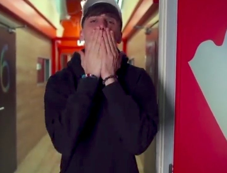 nodangerinsoul_'s tweet photo. Alex e i suoi bracciali hanno colpito ancora.
Luca ne indossa uno tutto suo. ❤️‍🩹
#Amici21 https://t.co/jV1wE7PPBN