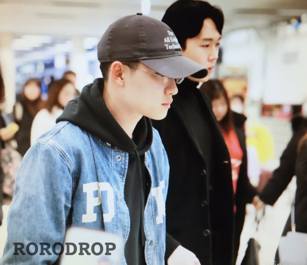 kyungjasooo's tweet photo. Kyungsoo is reuniting with his friend Yoon Joonseok for Prosecutor Jin's Victory! Throwback to this japan trip they did in 2019 with PCY 😍 https://t.co/YDpJww5wTR
