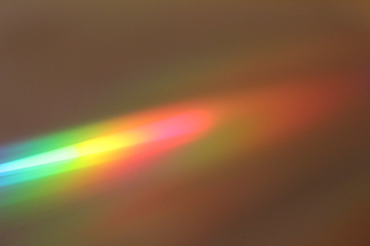 viewsbyru's tweet photo. @claudiorossi11 found some more i couldn’t resist sharing! 1st one is from my phone of the sun hitting the crystals in my chandelier and onto the wall. the others are using the flash and closeups of a cd, it was a happy accident tbh.
#photographer #photography #colours #multicolours #rainbow https://t.co/v1ucUHyBe6