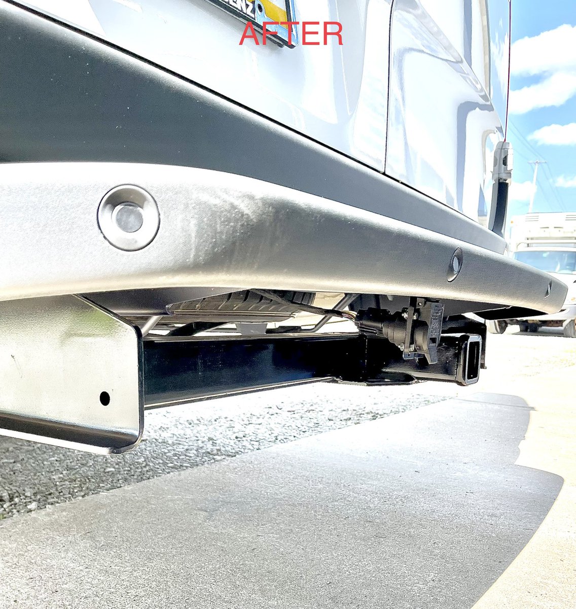 MobileColdSol's tweet image. Installed class 3 Curt trailer hitch on a 2022 @MBvansUSA Mercedes Sprinter