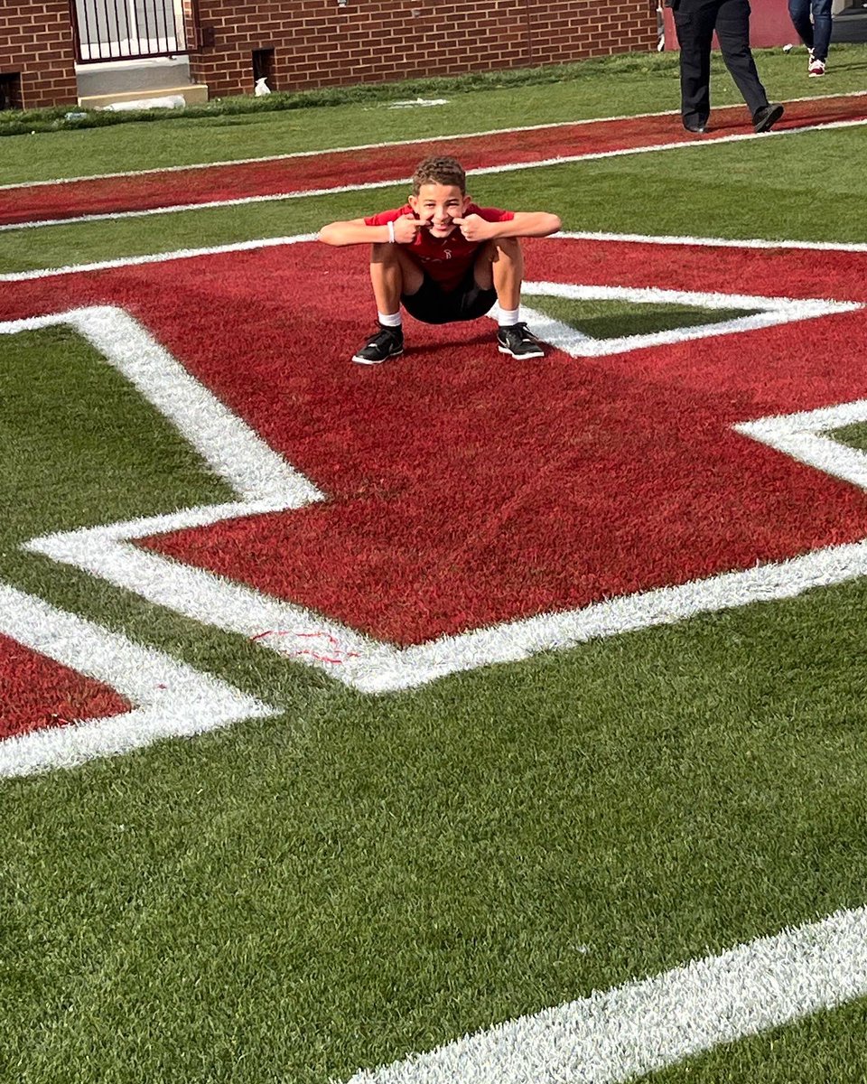 Emdot0326's tweet photo. Loving life! #OUDNA #OU #BoomerSooner https://t.co/RcK038znZf