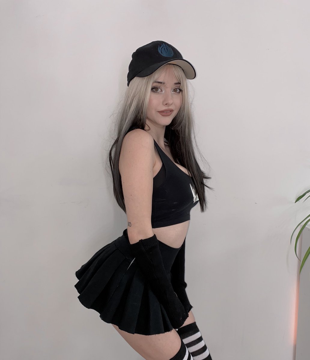 laurenxburch's tweet photo. 🥰 https://t.co/bSegHlkKCJ