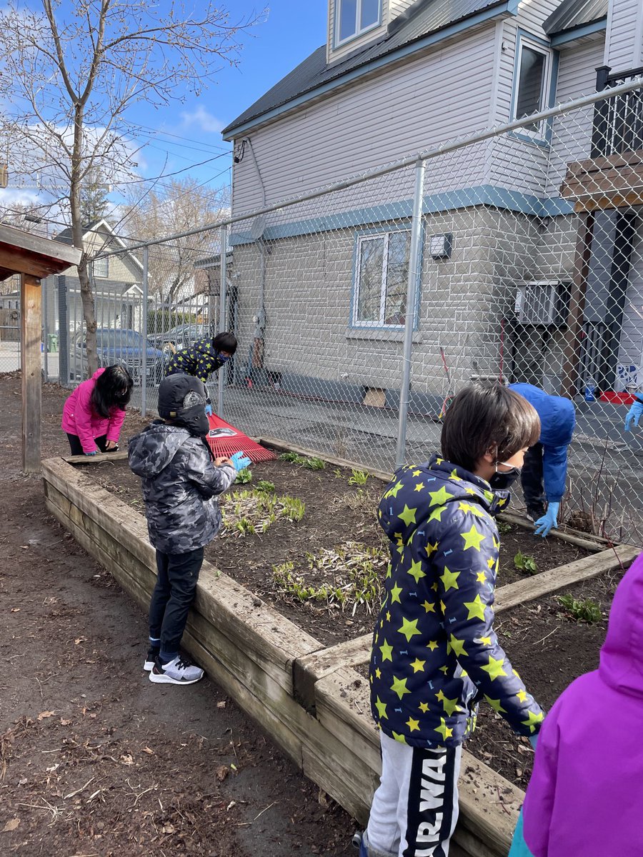 manzolm's tweet photo. Earth Day ⁦@StAnthonyOCSB⁩ 🌎 https://t.co/CSWxhFtkH0