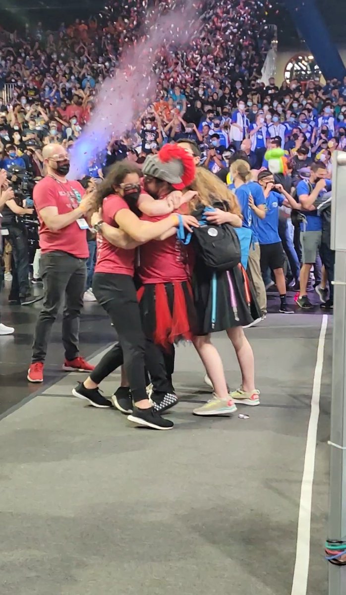 FRCTeams's tweet image. Here's your winning alliance! 254 - The Cheesy Poofs, 1619 - Up-A-Creek Robotics, 3175 - Knight Vision, & 6672 - Fusion Corps
#FIRSTChamp #RAPIDREACT