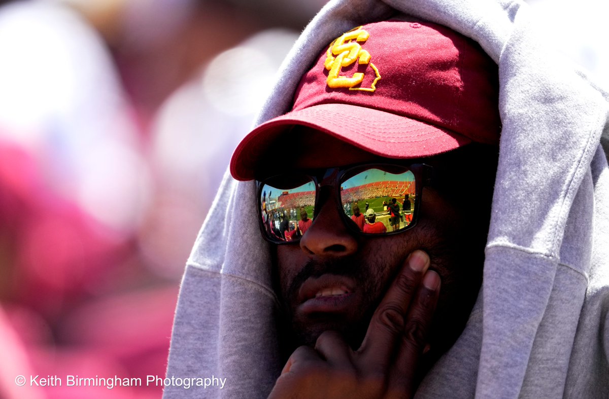 photowkb's tweet photo. USC Trojans during the Spring football game at the Los Angeles Memorial Coliseum in Los Angeles. @pac12 #pac12 @NCAAFootball #ncaa @uscfootball @USC_Athletics #usc #football #usctrojans #losangeles #lincolnriley #calebwilliams #mariowilliams #millermoss https://t.co/cuqwOmK9XF