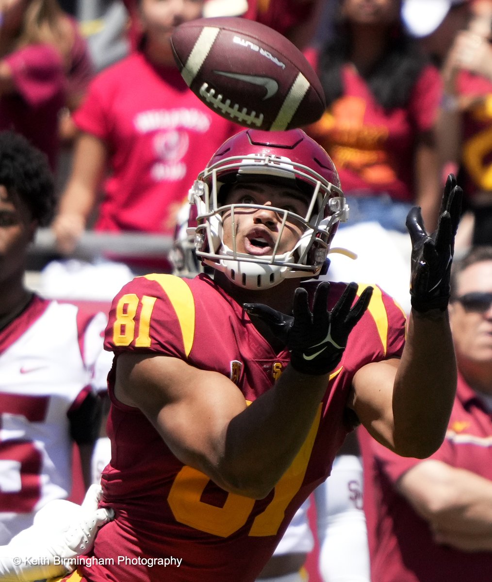 photowkb's tweet photo. USC Trojans during the Spring football game at the Los Angeles Memorial Coliseum in Los Angeles. @pac12 #pac12 @NCAAFootball #ncaa @uscfootball @USC_Athletics #usc #football #usctrojans #losangeles #lincolnriley #calebwilliams #mariowilliams #millermoss https://t.co/cuqwOmK9XF