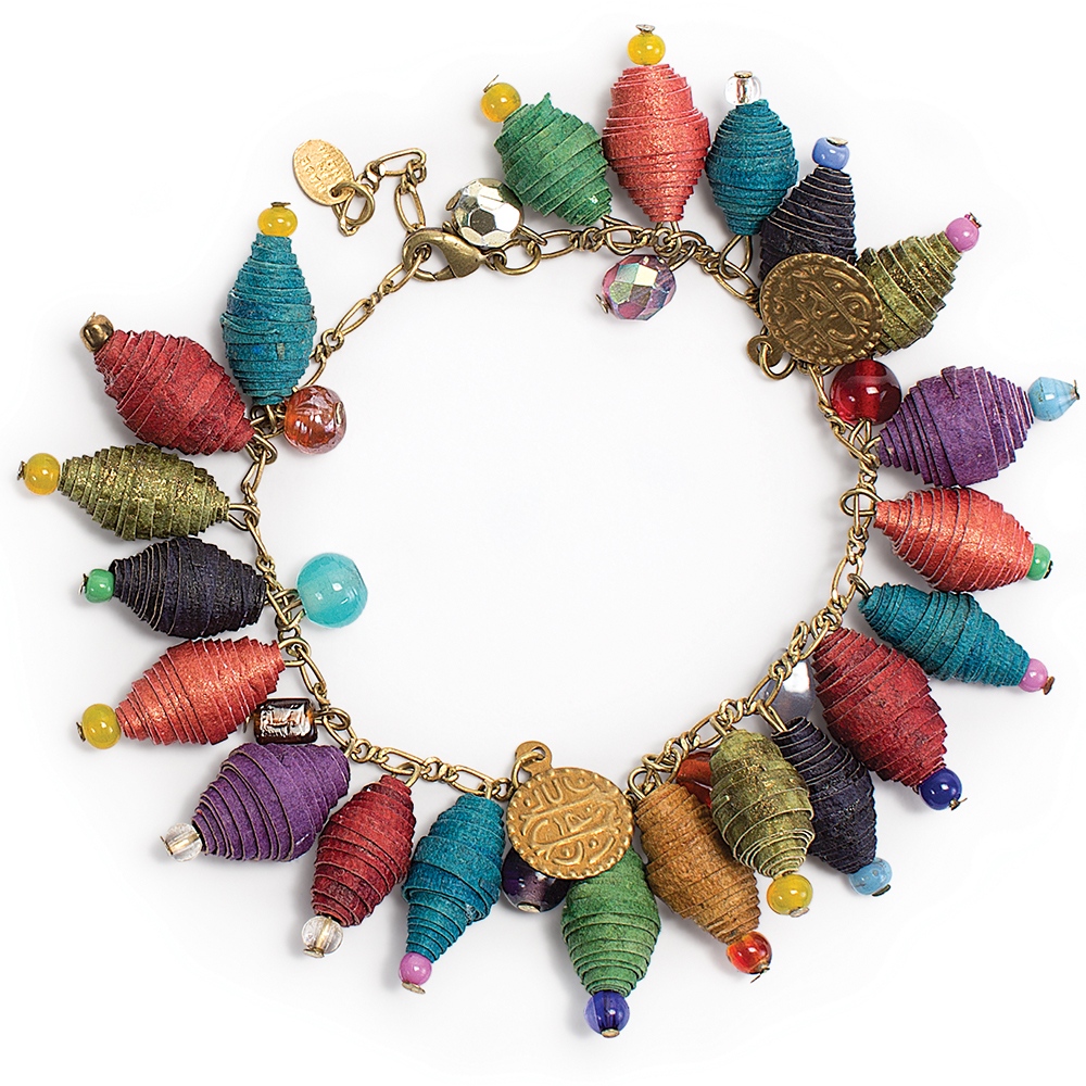 WorldCrafts's tweet photo. The Asha Collection is handmade out of paper beads by White Rainbow Project artisans. White Rainbow Project is transforming lives by sharing about eternal hope and helping the widowed artisans develop skills in making beautiful, handmade products.

https://t.co/X1zp90Jz3Y https://t.co/ppKzp1DASI