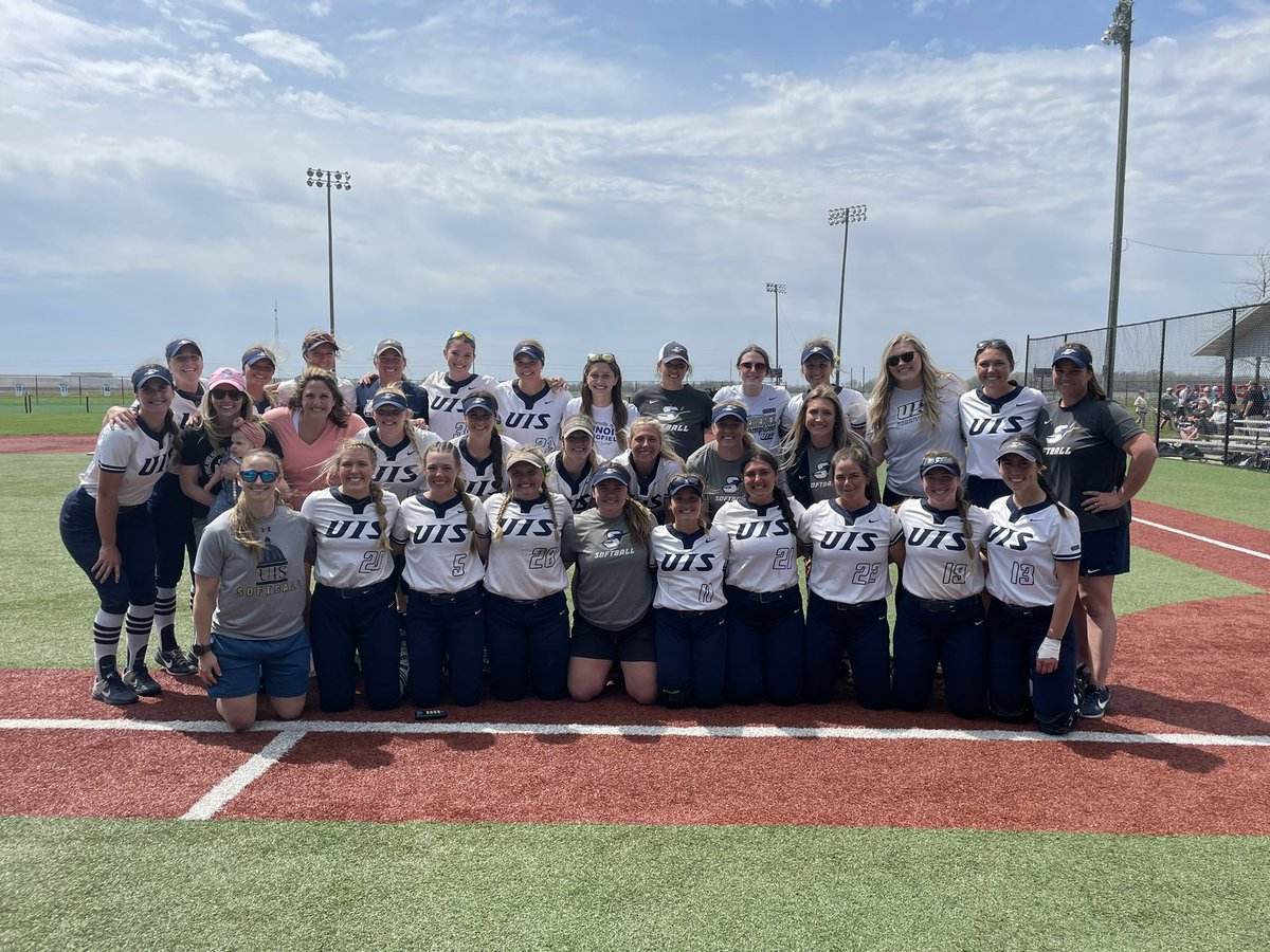 UIS_Softball's tweet photo. Couldn’t ask for a better day
🌟Alumni Day🌟
💙Senior Day💙
💥 SWEEP 💥 https://t.co/MoThzcXKQN