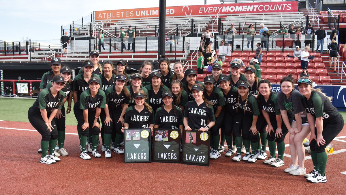 Roosevelt Lakers (@rooseveltlakers) on Twitter photo Congrats to the <a href="/RU_LakerSB/">Roosevelt University Softball</a> senior class who helped the team rally in both games today to SWEEP🧹 the St. Ambrose Fighting Bees!
📰Read the recap: bit.ly/3L5mMlr Congrats to the <a href="/RU_LakerSB/">Roosevelt University Softball</a> senior class who helped the team rally in both games today to SWEEP🧹 the St. Ambrose Fighting Bees!
📰Read the recap: bit.ly/3L5mMlr