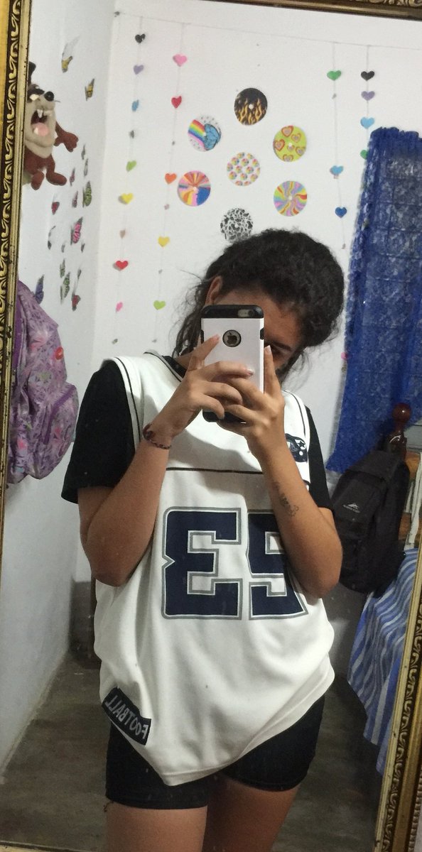 Amaly_oficial's tweet photo. Que opinan de esta facha????

No me ignoren porfiii. https://t.co/0ct1gBhoZ7