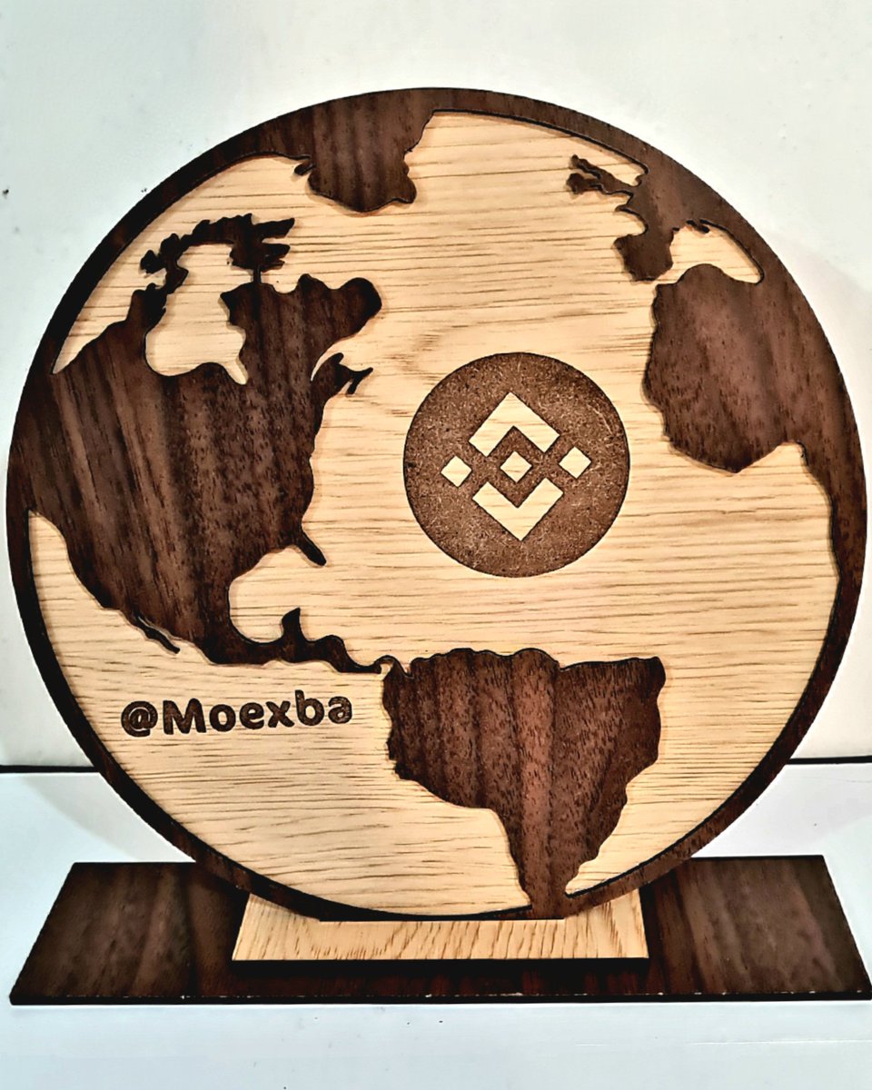 Moexba's tweet photo. Awesome gift from my family ๐ช member โค๏ธ
#Binance world ๐๐
#BNB #BTC #Bitcoin #moexzero #moexba https://t.co/pbJj7Qhe8W