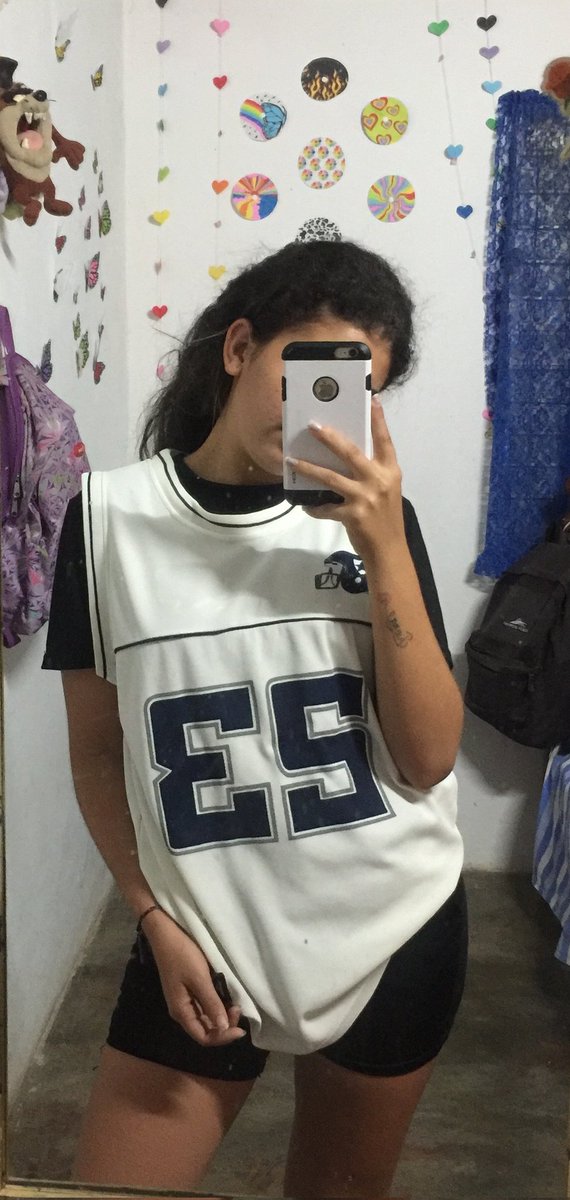 Amaly_oficial's tweet photo. Que opinan de esta facha????

No me ignoren porfiii. https://t.co/0ct1gBhoZ7