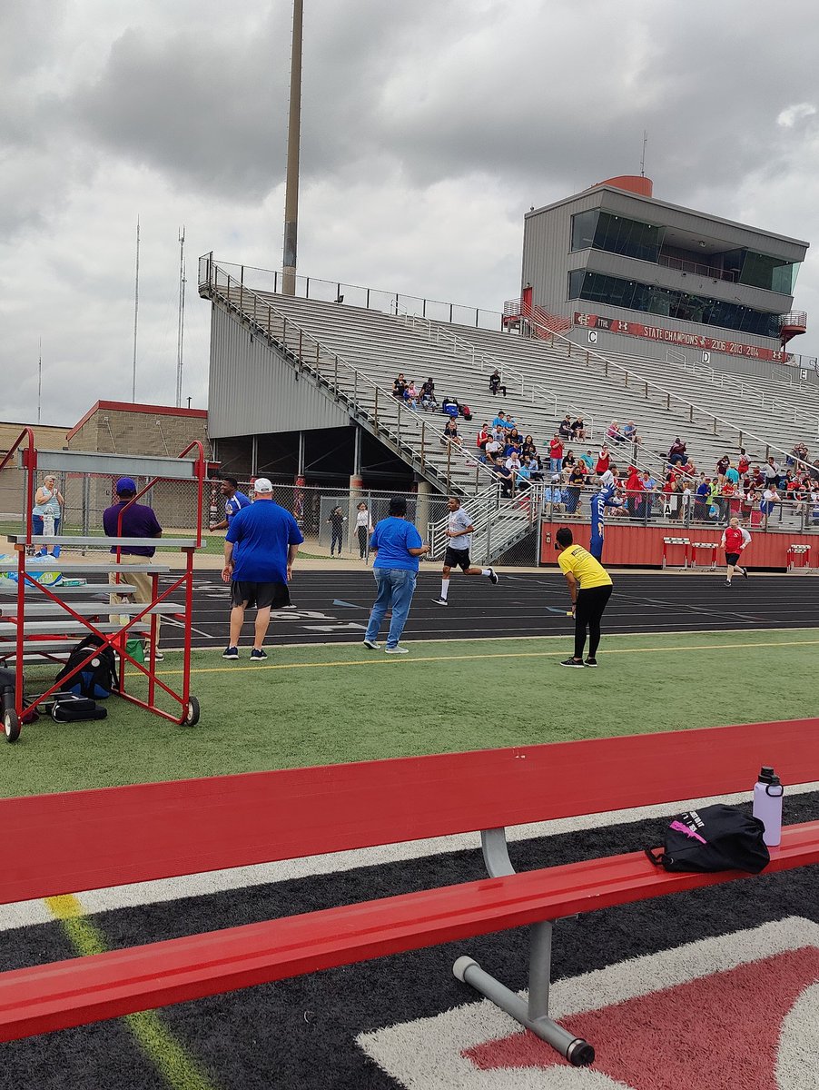 ChisdSped's tweet photo. Scenes from @SOTexas Area 10 Track and Field games. #SeetheAble https://t.co/4RVAsYcHe3