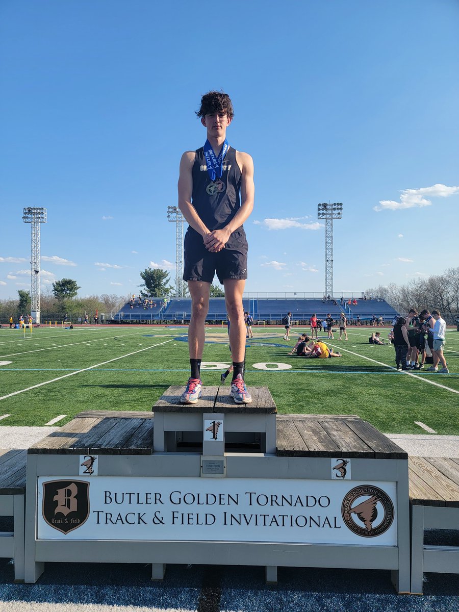 GC_EaglesTrack's tweet photo. Congratulations @JoshDreves1 for a great day of jumps! Winng Gold at #ButlerInvite in the high jump then finishing 5th in a strong field in the long jump! Great day Josh! @GCASDK12 @PennTrackXC https://t.co/lP80j3Hq9c