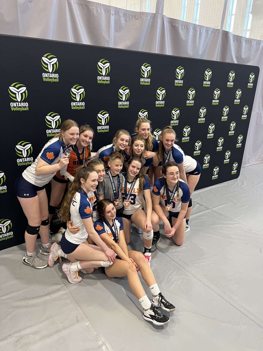 ChelseaOke2023's tweet photo. Third in the Province! Couldn’t ask for a greater group of girls❤️ https://t.co/56jdFnGWka