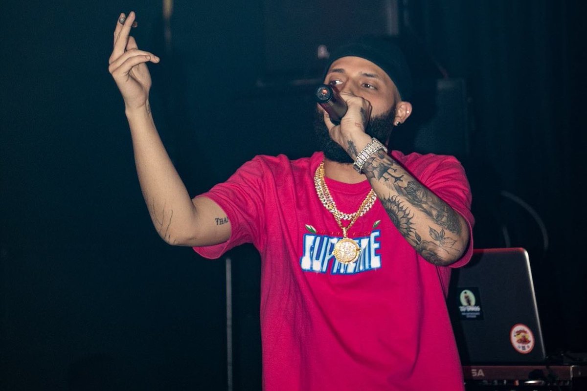 Galindoagain's tweet photo. Desde que pais estan esperando musica del lindo? 🤔🤔 pronto les doy fecha exacta de lo proximo, confien que lo que viene es un cojon de musica hp y real de parte mia 💯💯🤞🏼 los amo y vamos pa encima siempre 🔥 gracias por siempre apoyarme sin importar que…👹 #One40Towers #LDDLL https://t.co/PAmKAYjP1C