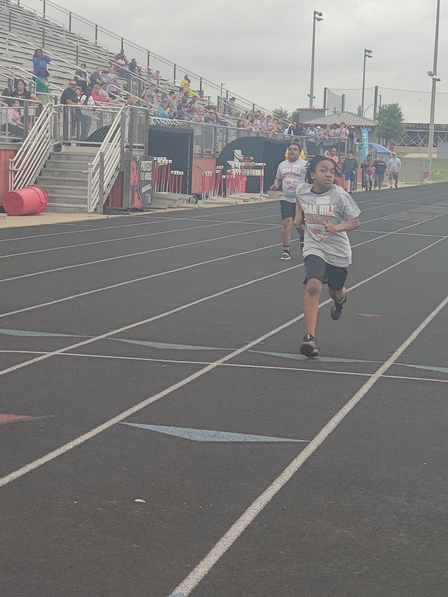 ChisdSped's tweet photo. Scenes from @SOTexas Area 10 Track and Field. #SeetheAble https://t.co/2wj0tDkEeD