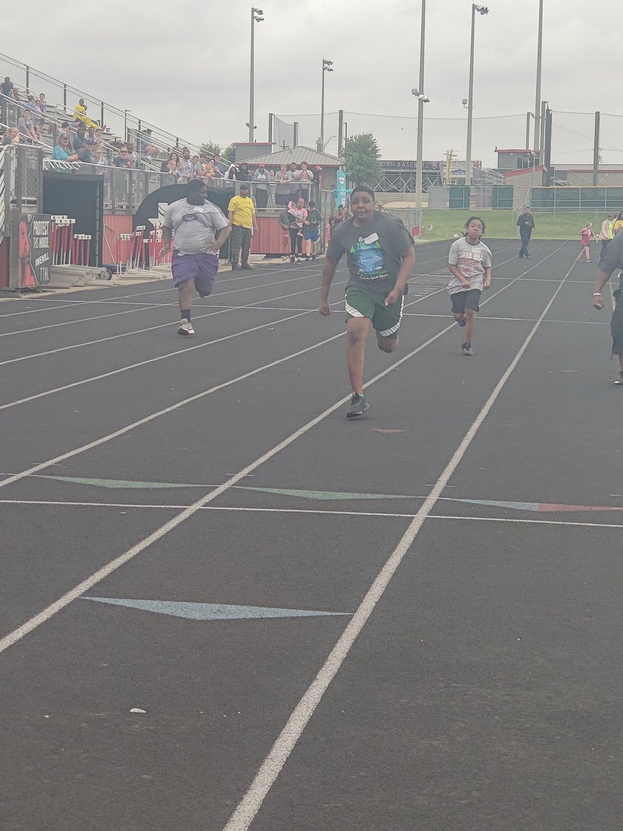 ChisdSped's tweet photo. Scenes from @SOTexas Area 10 Track and Field. #SeetheAble https://t.co/2wj0tDkEeD