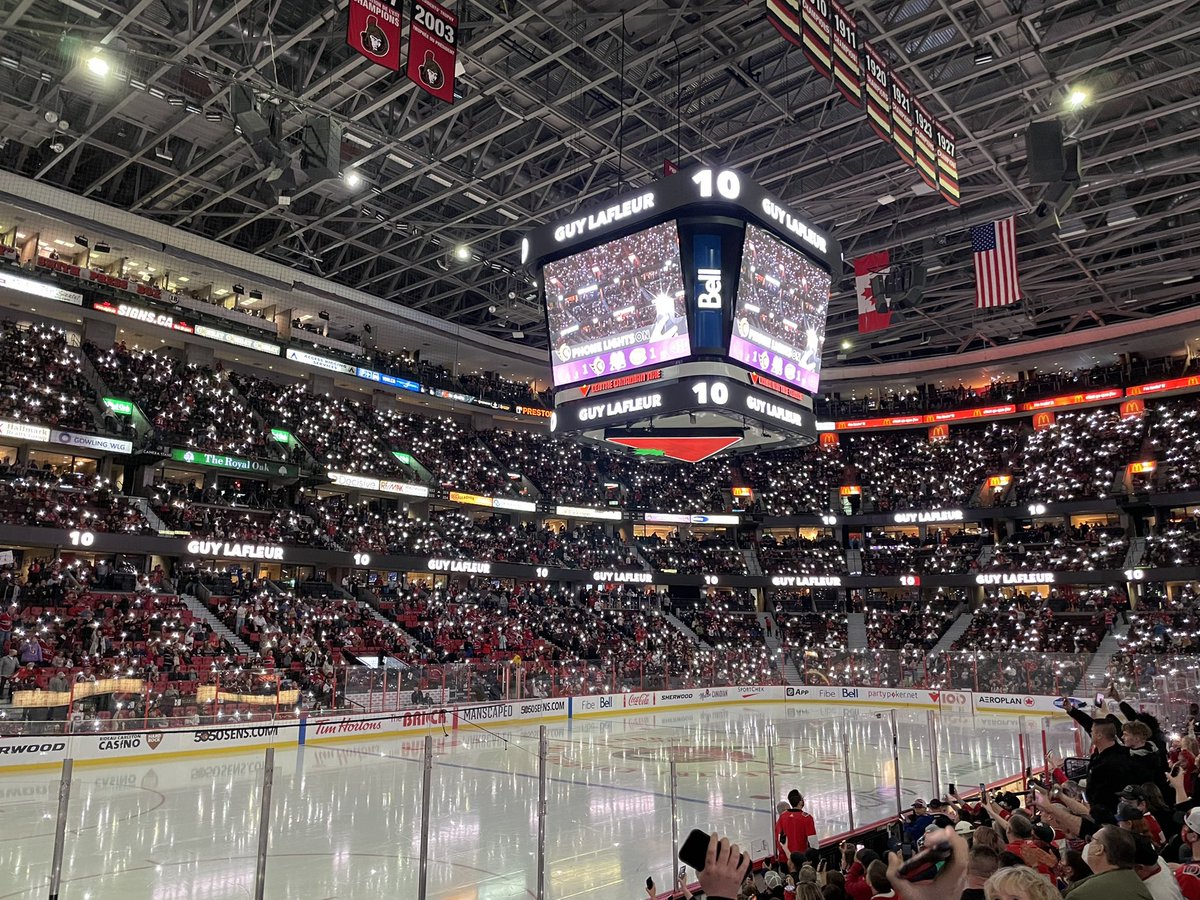 When 2 hockey teams and an entire arena of fans unite to celebrate the one and only #GuyLafleur ❤️
<a href="/ottawasenators/">ottawasenators</a> <a href="/CanadiensMTL/">Canadiens Montréal</a> <a href="/NHL/">NHL</a> #ottawa #ottawanews <a href="/TSN_Sports/">TSN</a> <a href="/TSN1200/">TSN 1200 Ottawa</a>