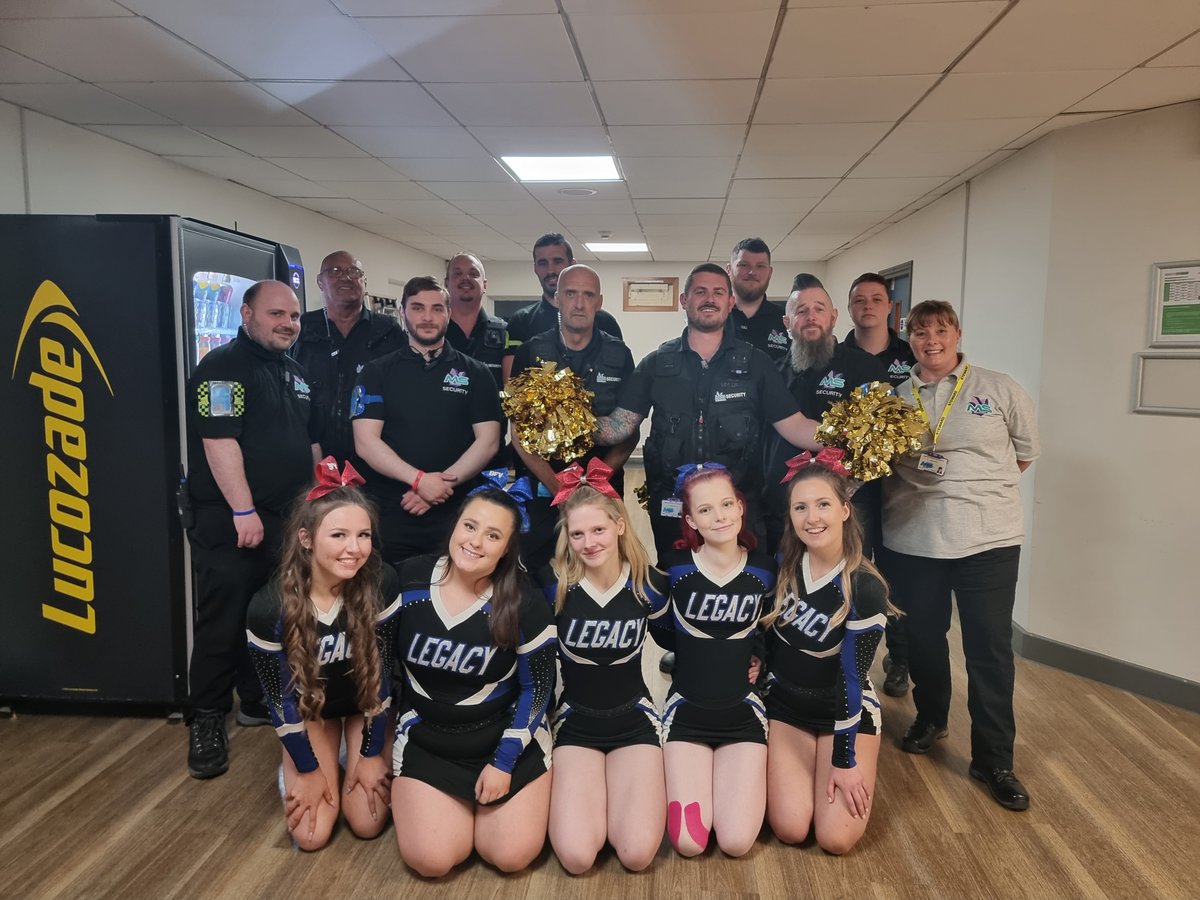 MSServicesLtd's tweet photo. Fantastic night supporting @boxingforveter1 in Bracknell! Always a pleasure working alongside @Whitefoxphotog1 and the team at @AllstarsLegacy #boxing #charity #ptsd #veterans #workingtogether #security #medical #cheer #cheerleaders #fightnight #bracknell #everyoneactive #BfV https://t.co/zLXQsOwEiZ