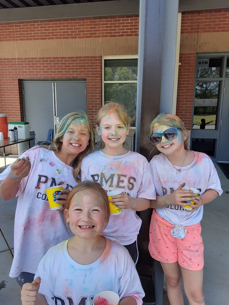 SproatMrs's tweet photo. The Color Run was SO fun! The weather was just right and Kona Ice was the perfect treat. Thank you for all your donations! https://t.co/tEnjtpx4sh