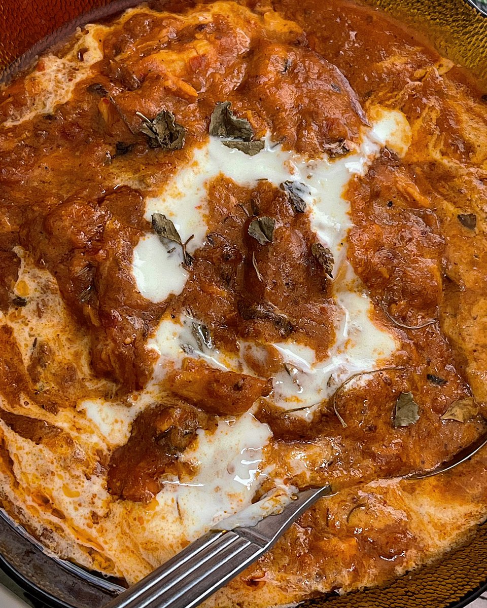 sailorperryploy's tweet photo. First impression of Indian food! 🫓🥘
9.5/10 ขอหักไว้ก่อน 0.5 เผื่อมีร้านที่ดีกว่า,, แต่ไม่น่านะ เพราะกินครั้งแรกก็อร่อยเลยจ้ะแม่ 😅😋😍 ,,. #moonknight เป็นเหตุ 🌙✨
.
#indianfood #panipuri #samosa #lambmasala
#chickenbutter #nanbread #nangarlic
#aesthetic #foodreview https://t.co/ZwSynS77Ho