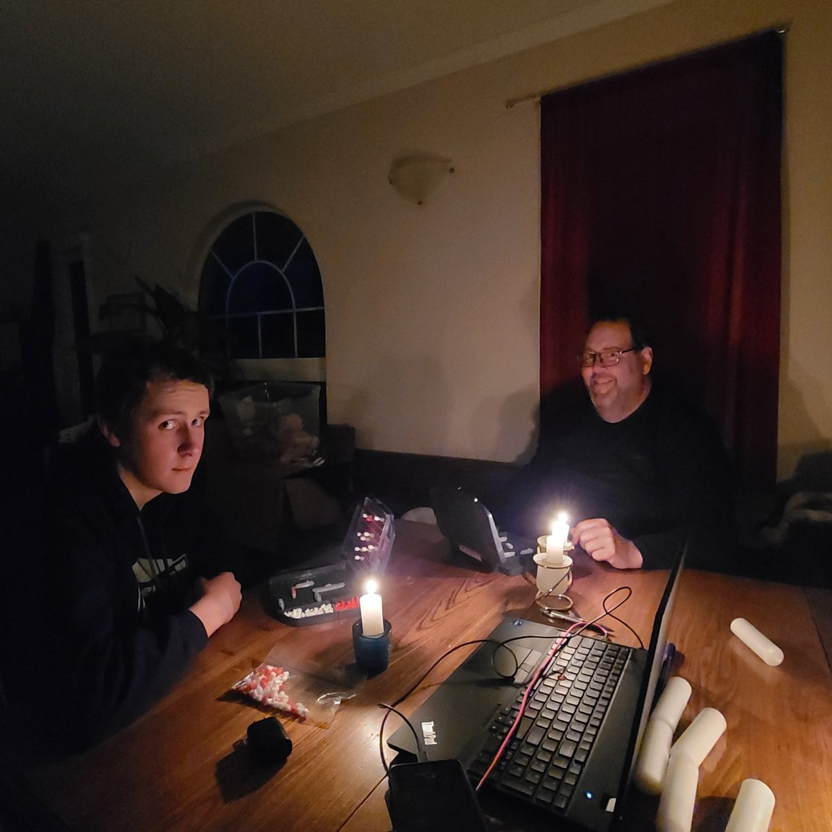 deepchpres's tweet photo. @SaskPower Whitewood. Battleship by candle. Stay safe out there!! https://t.co/zMXUTcBU3z