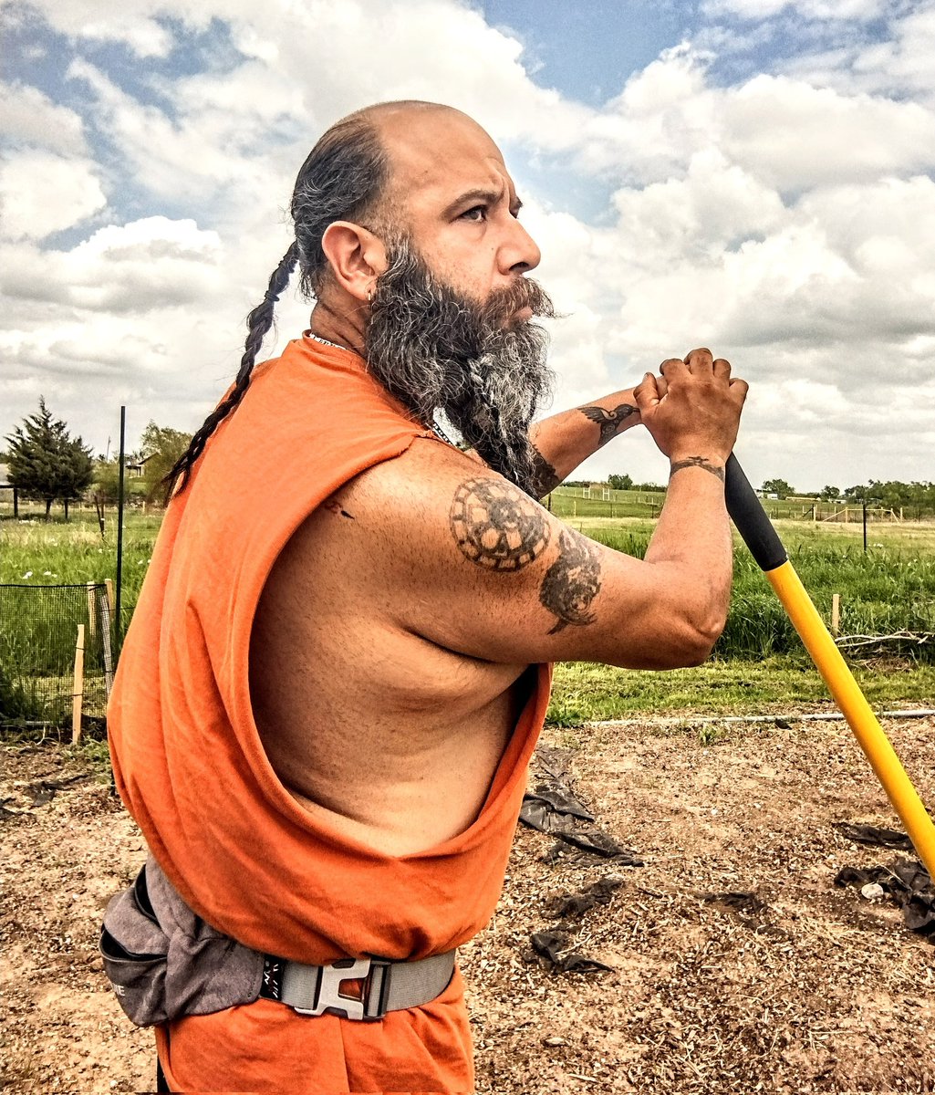 HardyCorn's tweet photo. I adjusted my sails 3 years ago. Setting on a unknown course. I retired, traveled, ate, enjoyed. My eye still guides me, but I let the wind steer me. I'll always be a photographer. But now I also run a pepper farm with 6 different hot sauces. My beard and the wind my guide. https://t.co/LkLShrfxIX