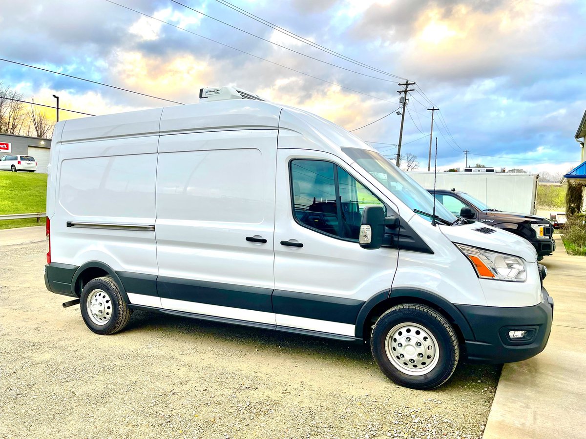 MobileColdSol's tweet image. 2022 @Ford Transit with Mobile Cold Solutions insulation package paired with a @thermoking V320 refrigeration unit.