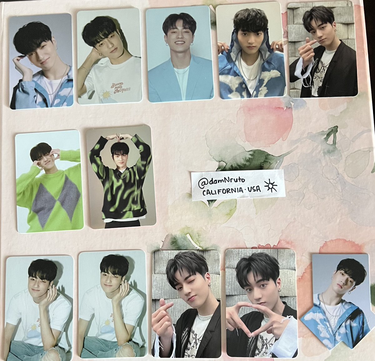damnruto's tweet photo. WTS

#TREASURE The First Step #HARUTO PC bundle

Have:

5 x reg. pc
2 x first press
4 x Ktown POB (2 of 4 same)
💎1 x YG Select POB💎
7 x postcard (6 of 7 same)

Want: $50 + free tracked shipping
Location: 🇺🇸
WW: No
@teumetradeusa https://t.co/XnObF0LgQe