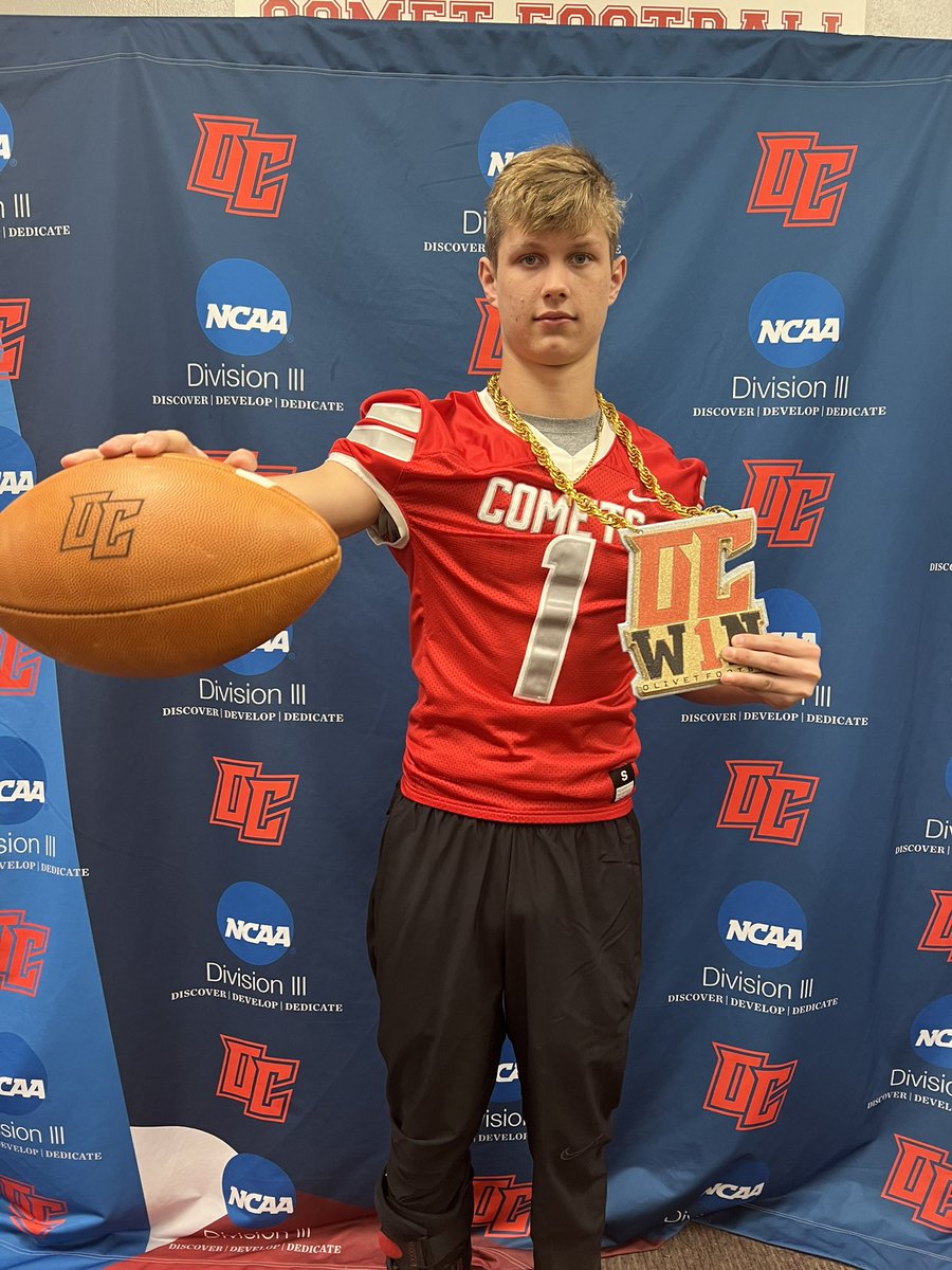 TyCantrell4's tweet photo. Blessed to receive an offer from Olivet!! @OlivetCollegeFB @CoachMoose2 @TheD_Zone @BlissfieldFB https://t.co/1f30oM3BVV
