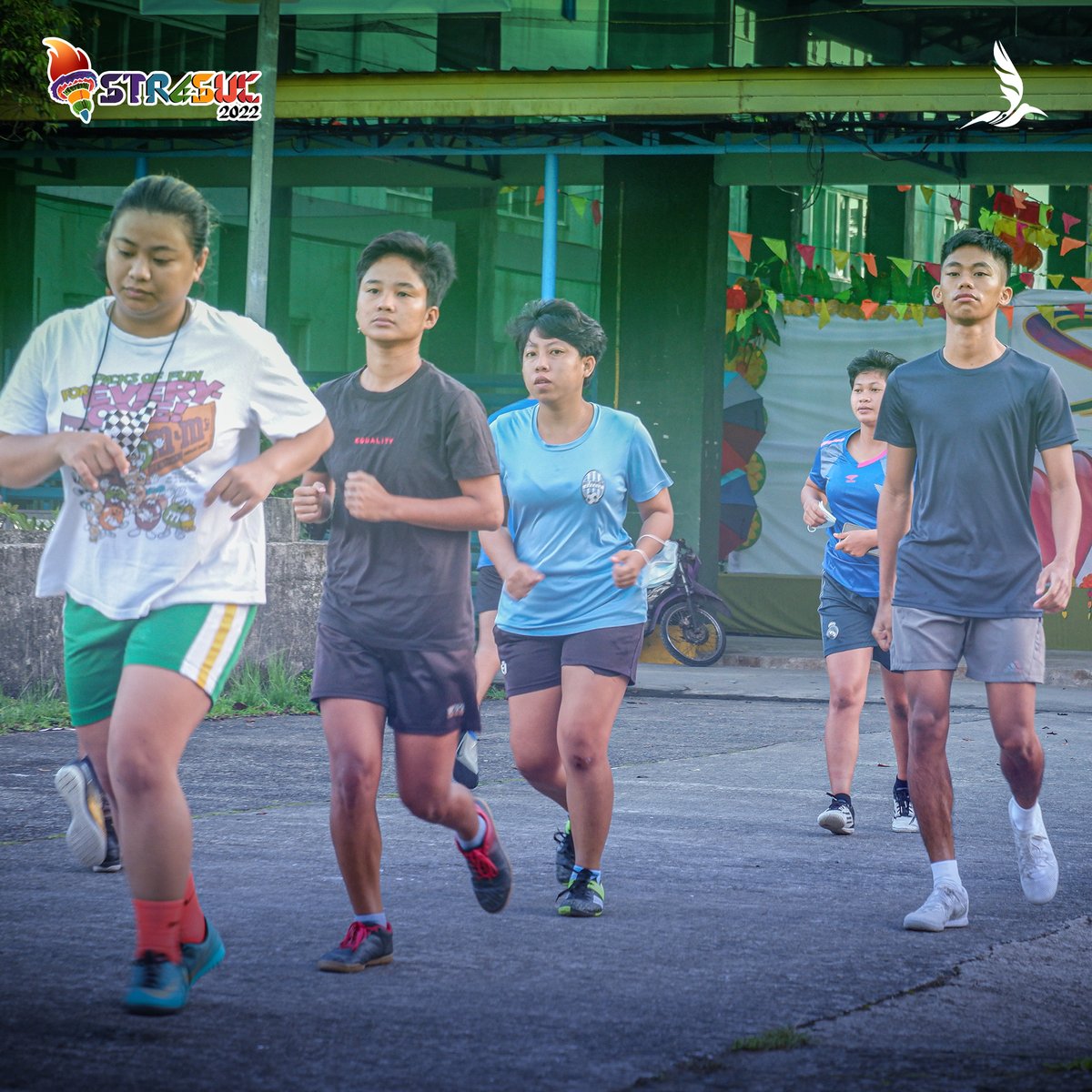angsalaksak's tweet photo. WARMING UP | A day before the game proper of STRASUC Olympics 2022, delegates from different State Colleges and Universities actively enhance their prowess through athletic training workouts.
// photos by Kimberly Jane Reyes
Link: https://t.co/bqRXmpHZVJ
#KFSports
#STRASUC2022 https://t.co/el2x5bLZOH