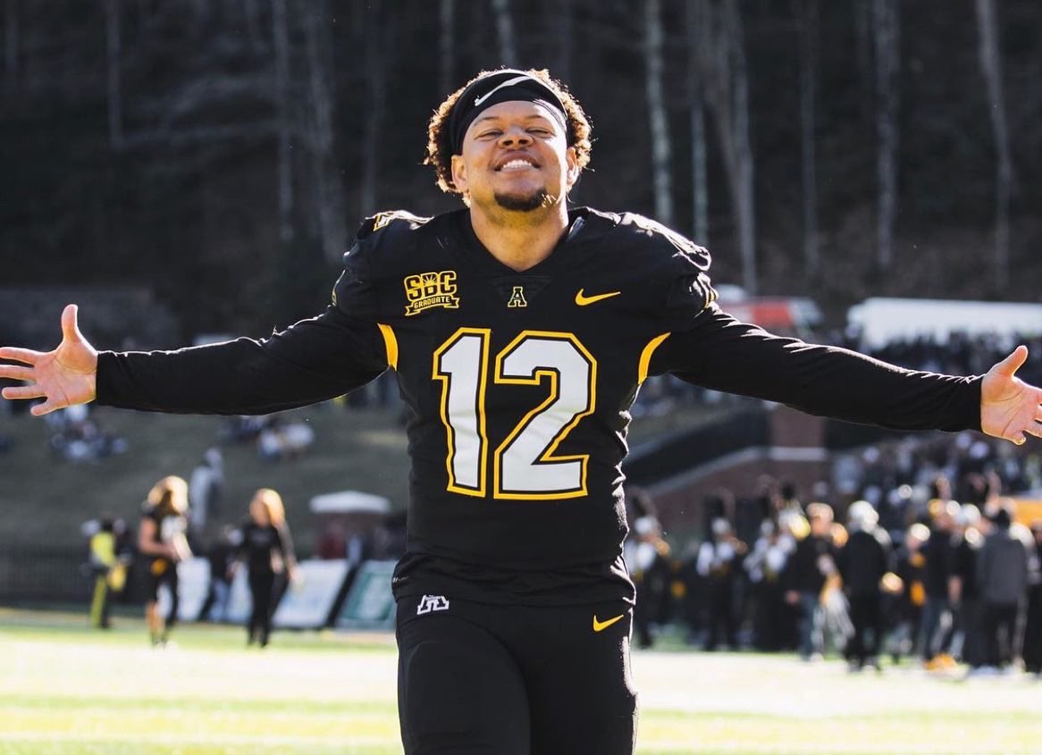 BReadyAthletes's tweet photo. #NFLDraftCountdown #Day3 @coney31island As a master of his craft, he puts fear in WR’s eyes when they see him across the way. I sure hope they READY, cause Madison was BORN that way!
#ShutDownKing #DontThrowHisWay #BornReadyAthletes #NorthCarolina #NFLDraft22 #WeOnToSomething https://t.co/A4JlX7A9Ms