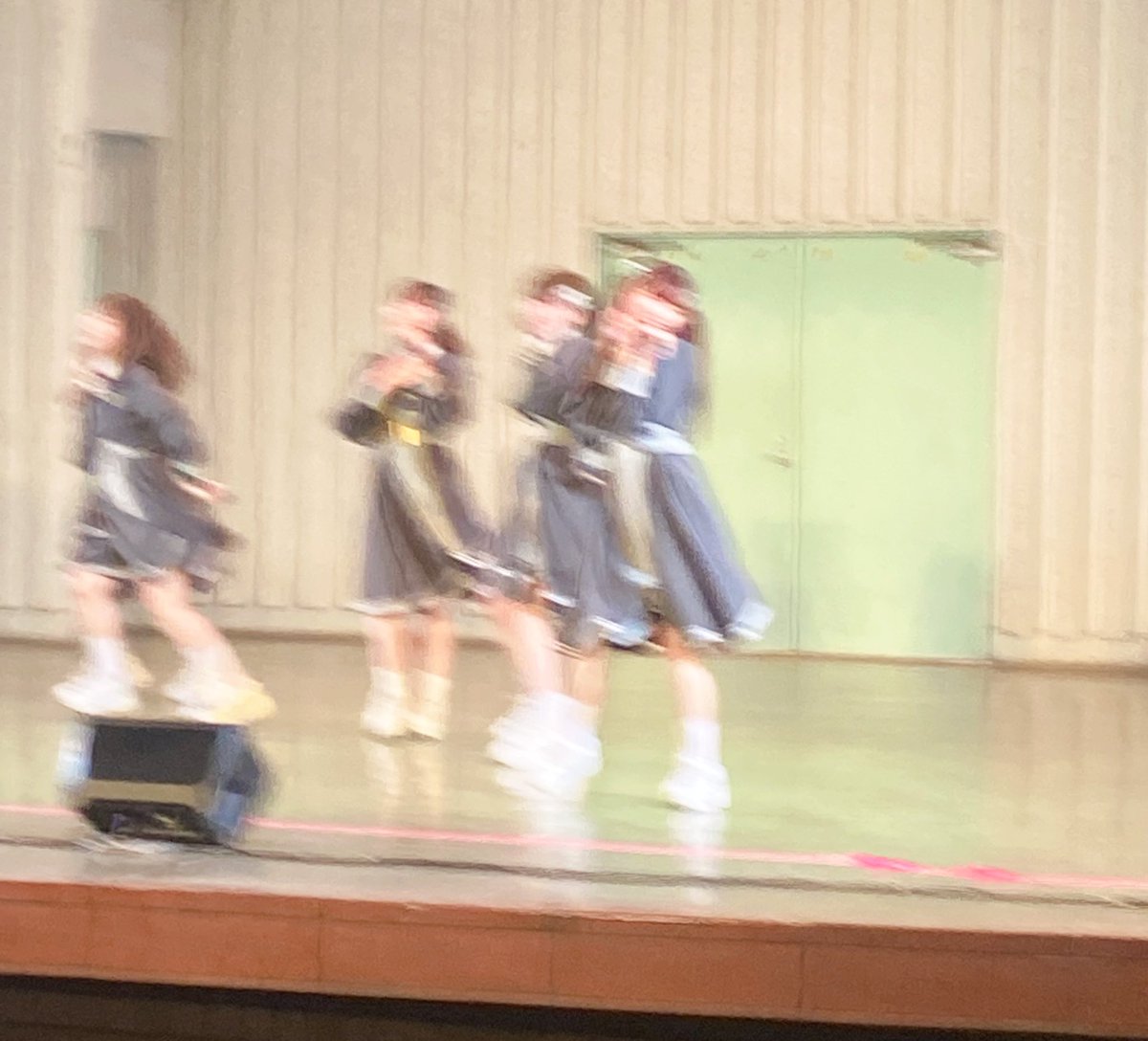 da_ryo's tweet photo. "あの日誓った約束をボクは今夜歌うよ"
この歌詞でさくらちゃんが人差し指をフリフリするポーズ、いっしょにフリフリしたらめっちゃブレたwwww
#カルティア写真部
#カルティア
#ReGAME https://t.co/l7I9NWaovi