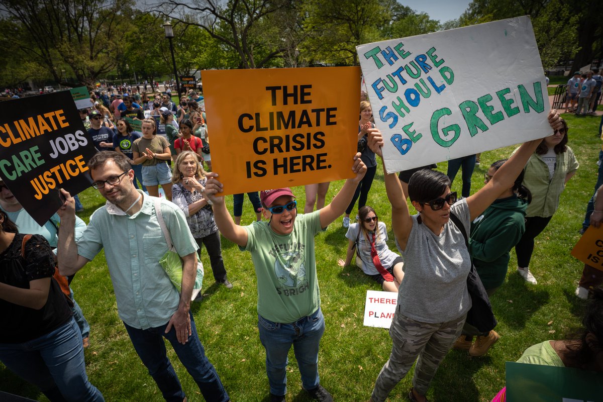 RECAP from #FightForOurFuture rally in Washington, DC! Amazing day with a common message for our elected leaders: Fight For Our Future.

PC: <a href="/achungphoto/">André Chung</a>