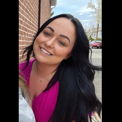 caleyashley143's tweet photo. #NewProfilePic https://t.co/cPurc2W1Hj