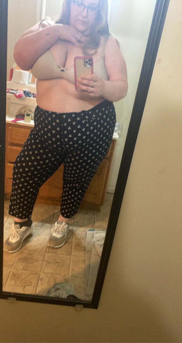 OhhBrooke's tweet photo. I’m posting a try on haul of all my new clothes tomorrow! In the meantime go check out all my other content, I promise you won’t regret it!  

https://t.co/sDQxrboGCV 

#onlyfansgirl #onlyfans #bbw #ssbbw #fat #sexytryonhaul #bra #panty #lingerie #sellingcontent #buyingcontent https://t.co/oncXUtvPIH