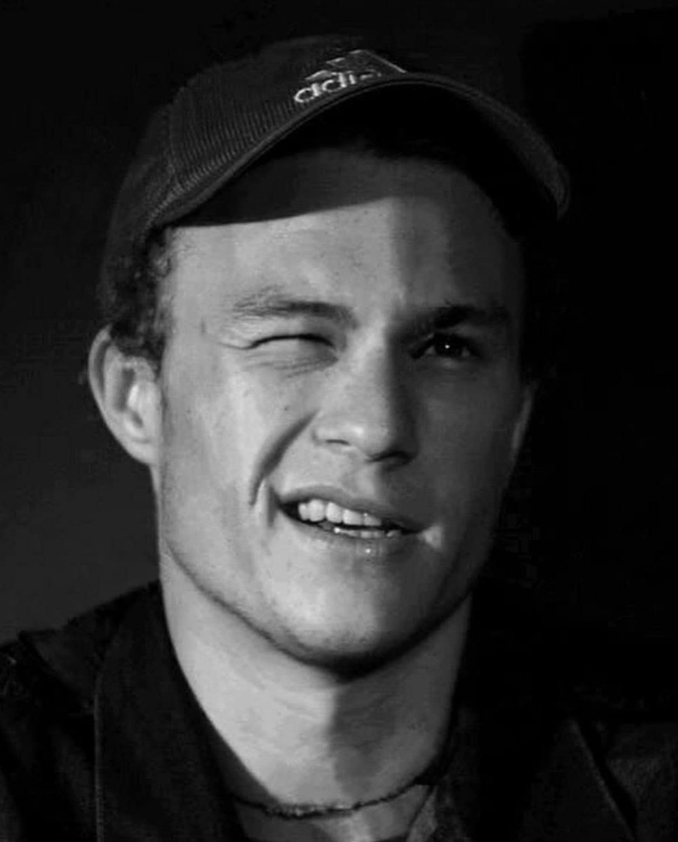 heath at the australian press conference of 'the patriot' by peter rae, march 2000