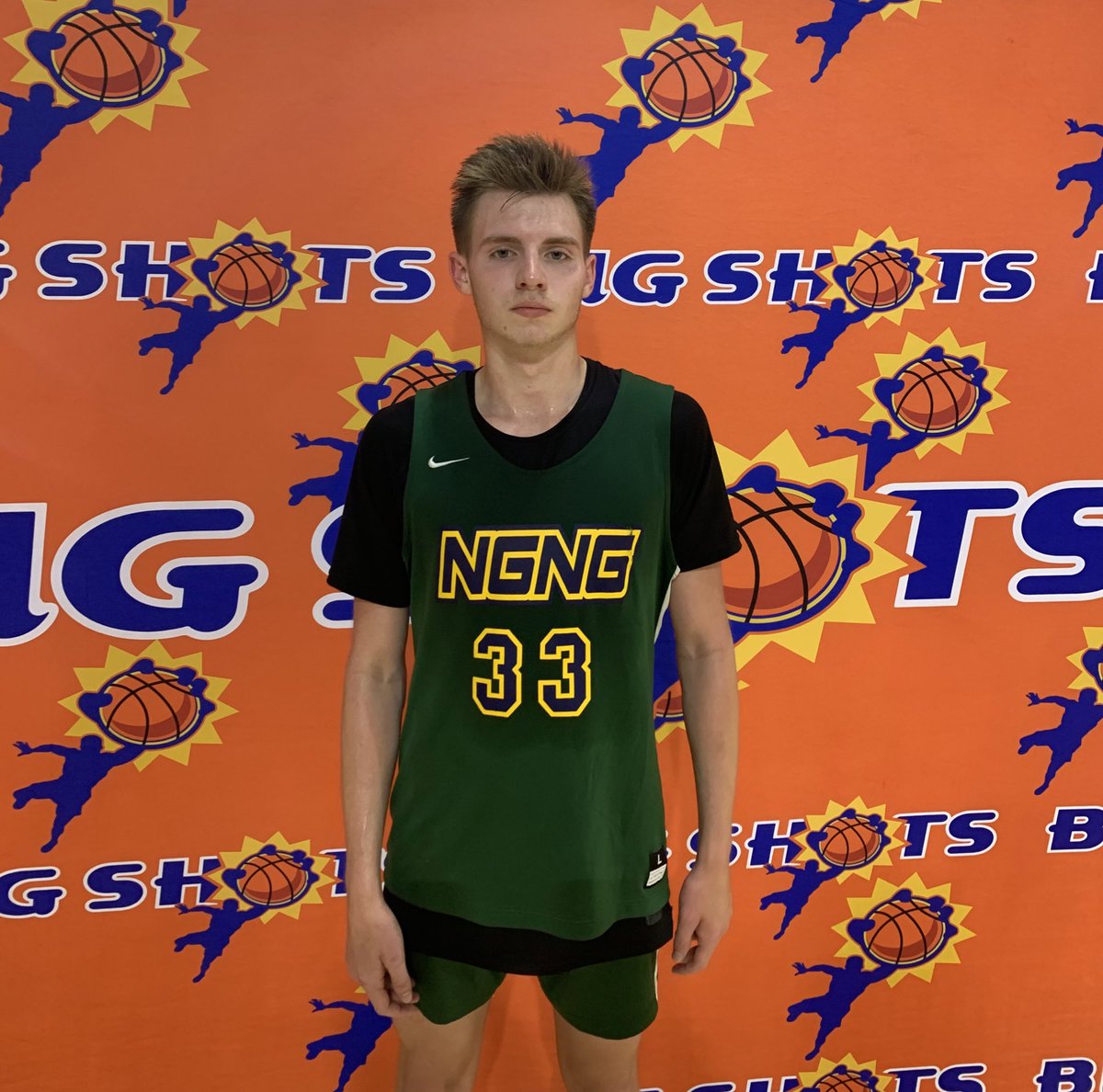 BigShotsGlobal's tweet photo. #BigShots #CarolinaLive

NGNG ‘22 88
31 Lueron Walker 24pts
33 Sawyer Simcik 24pts
13 James Daley 7pts

WV Reign Elite ‘23 67
12 Lamar Hurst 17pts
14 Corey Boulden 16pts https://t.co/I92q4Df7ss