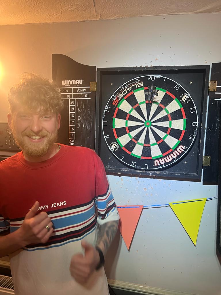 salty_17's tweet photo. 1st 180 tonight, #mvg you're shit https://t.co/KFuFogMCrX