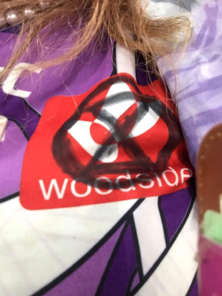 WoodsideWatch's tweet photo. Spotted at @freodockers game last night... One fan, embarrassed to be used as a billboard for @WoodsideEnergy, covered the sponsor's logo with an @extinctsymbol.

#foreverfreo #StopScarboroughGas https://t.co/n1XQyrzAkt
